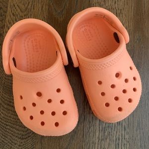 Toddler Crocs size 4